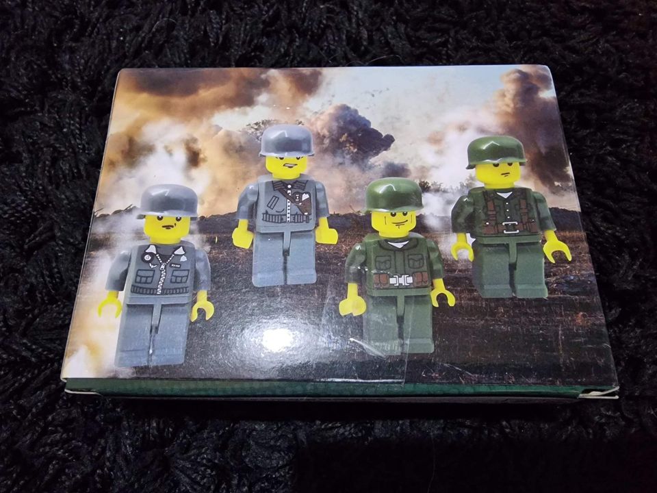 Buildx 4 Figure Set (Like Lego) Combat Battle Troops Durham Diecast